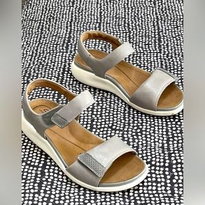 Almost new Clark’s grey sandals. Maybe worn 3 times.